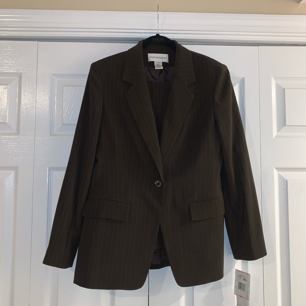 NWT Jones New York Executive Suit